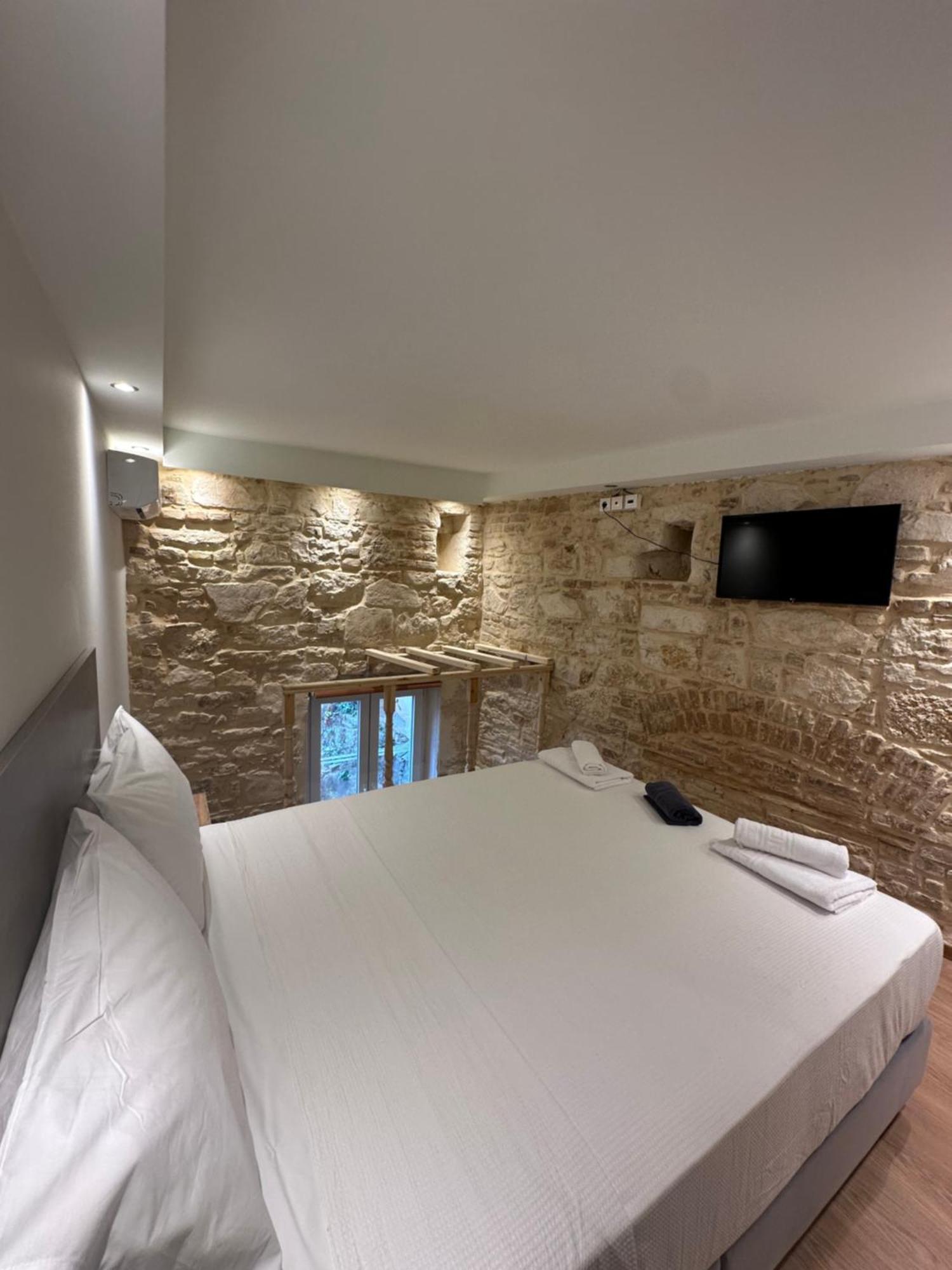 Q Rocco Apartments, Corfu Town Exterior foto
