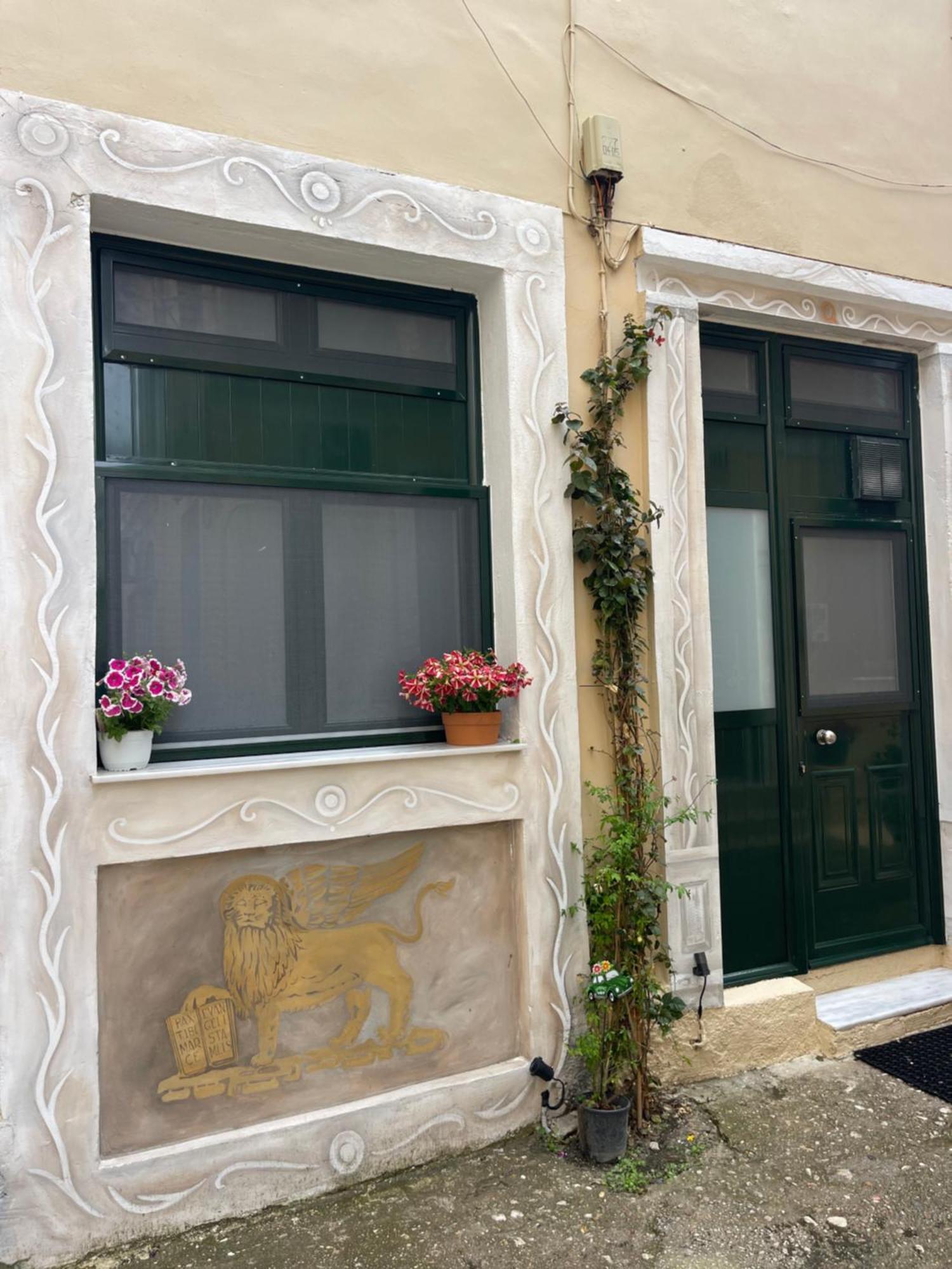 Q Rocco Apartments, Corfu Town Exterior foto